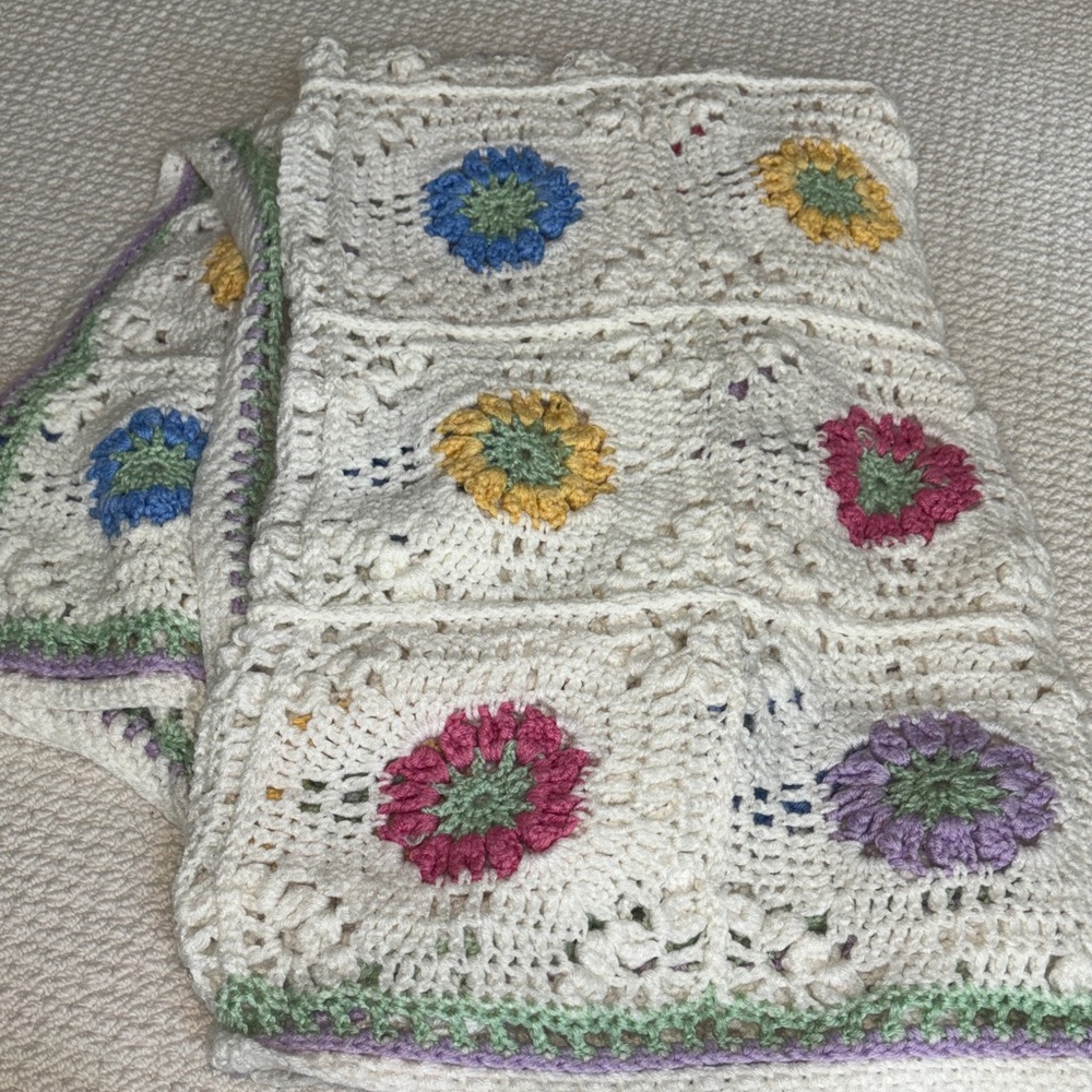 Vintage Handmade Knit Throw - Picture 2 of 6